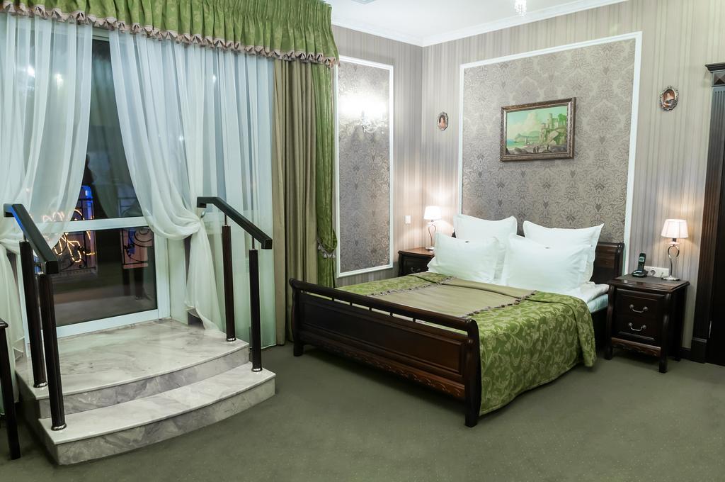Park Hotel Zamkovy Gomel Exteriér fotografie
